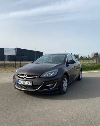 rumia Opel Astra cena 33500 przebieg: 184700, rok produkcji 2015 z Rumia